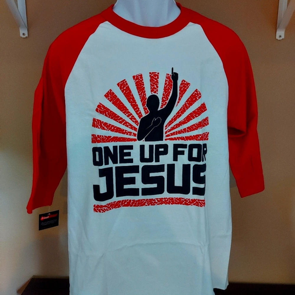 Men's tshirt MAKE OFFER!